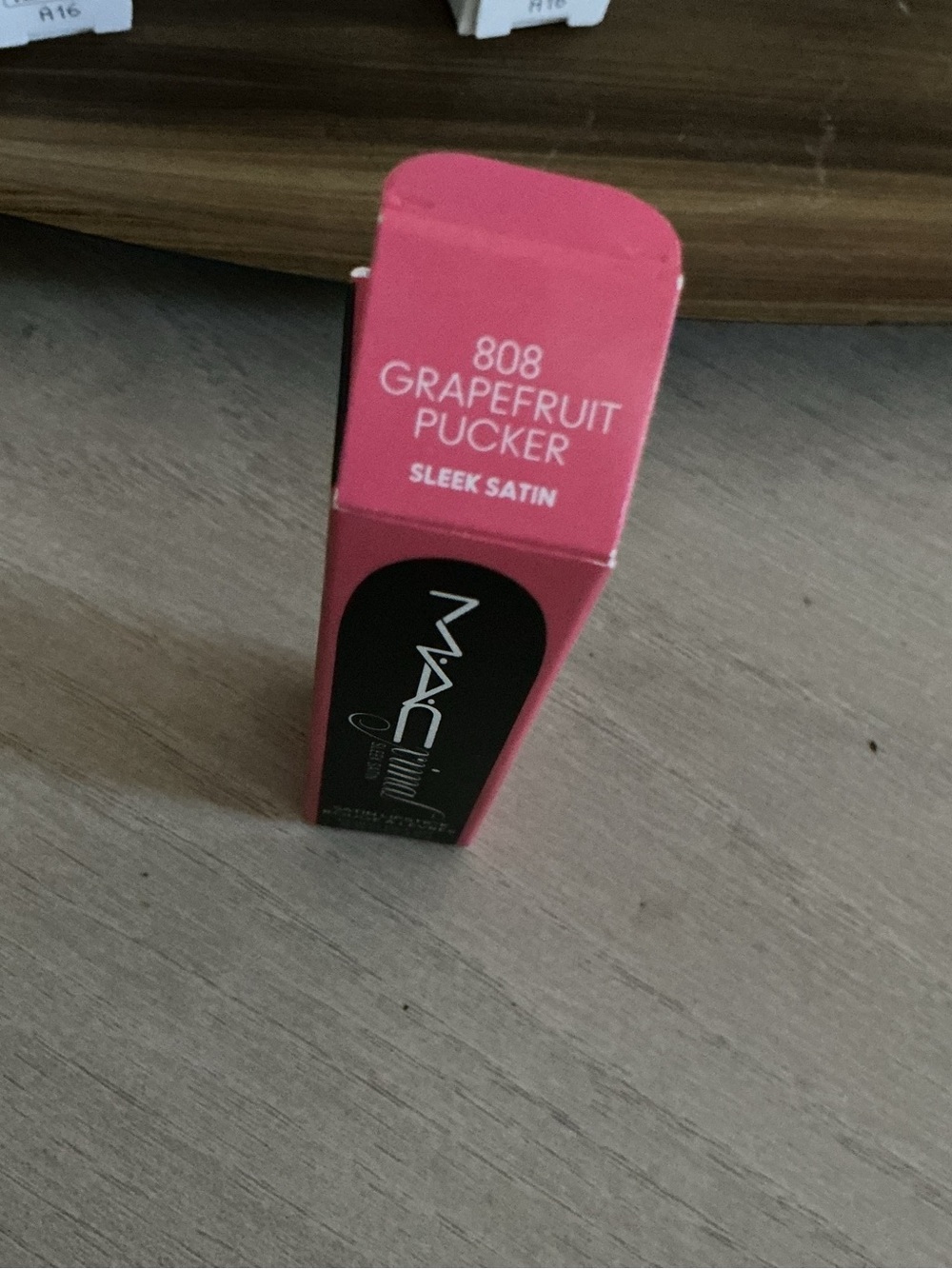 MAC Cosmetics Grapefruit Pucker 808 Sleek Satin Lipstick - Pink